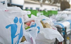 Escuteiros apoiam o Banco Alimentar.