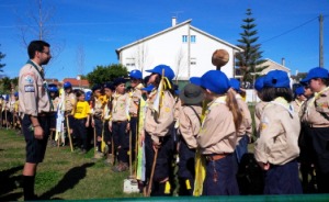 Os lobitos tinham como objetivo ajudar Dorothy.