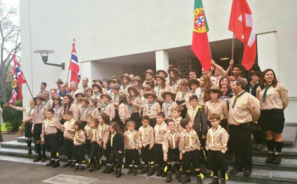 Todo o Agrupamento reunido na Abertura Oficial.