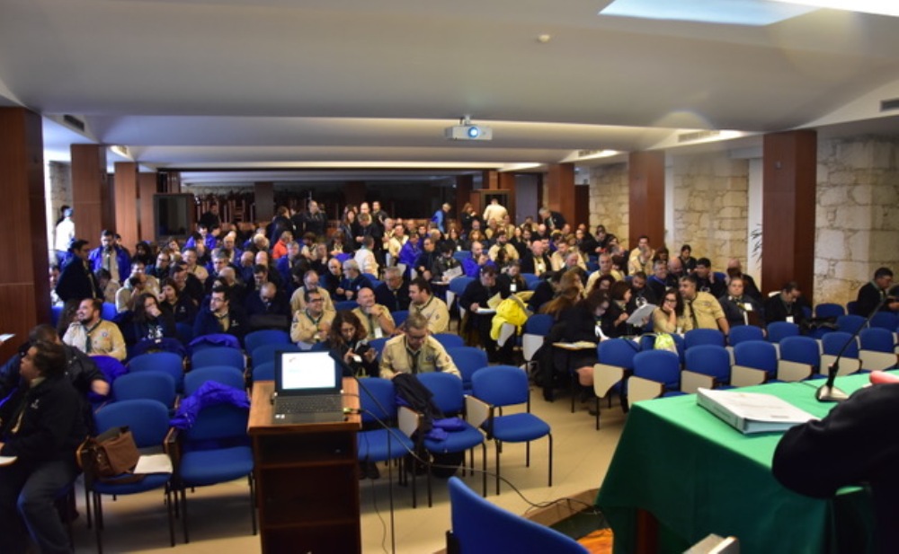 A sala do plenário no final do dia de trabalhos.