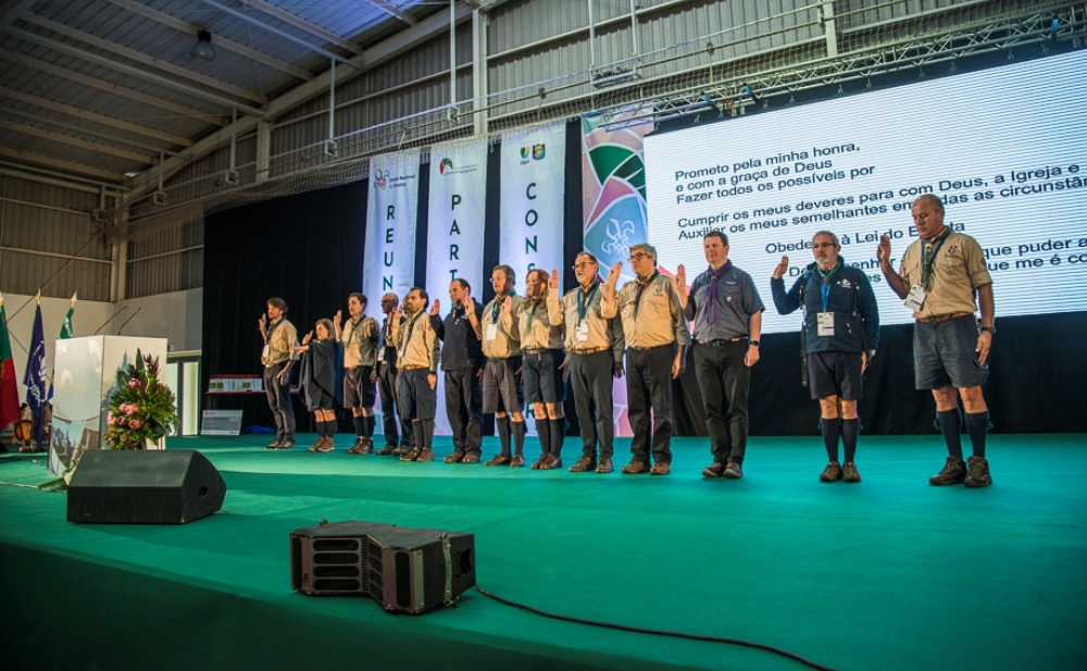 A renovação da Promessa de Dirigente a fechar o encontro.