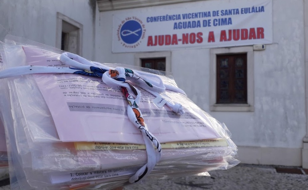 A Conferência Vicentina de Aguada de Cima foi um dos movimentos a receber máscaras.