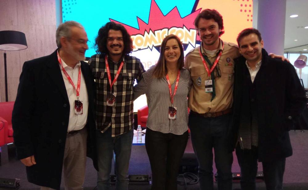 Os participantes do painel dedicado à resposta institucional, com o presidente da Comic Con, Paulo Cardoso.