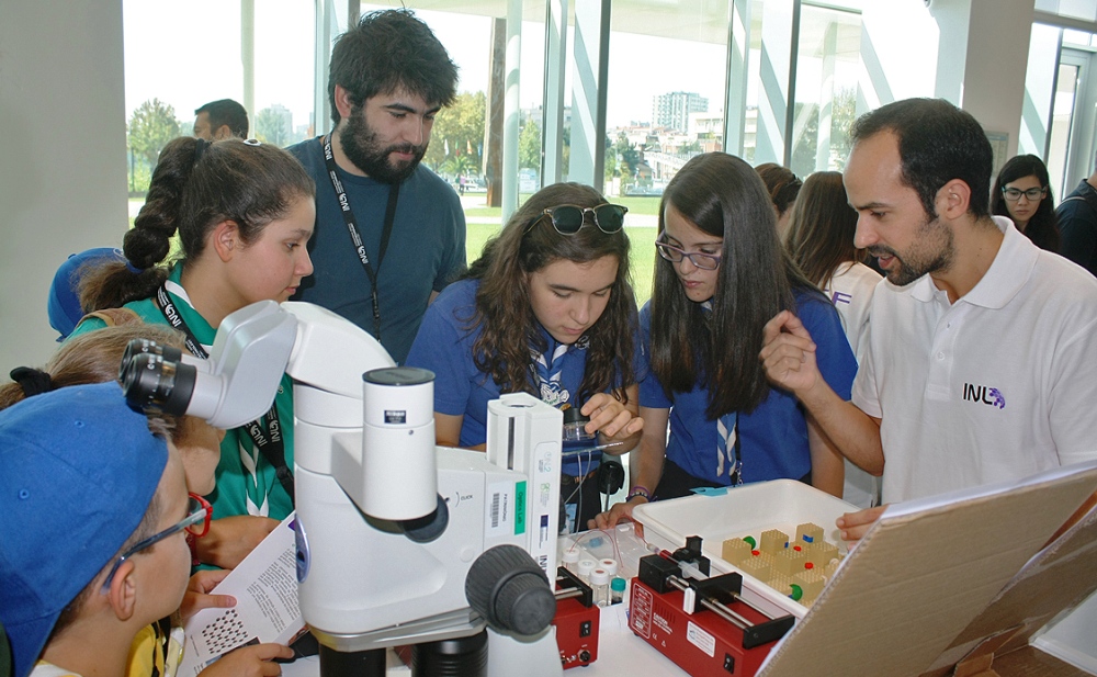 Visita às instalações do INL.