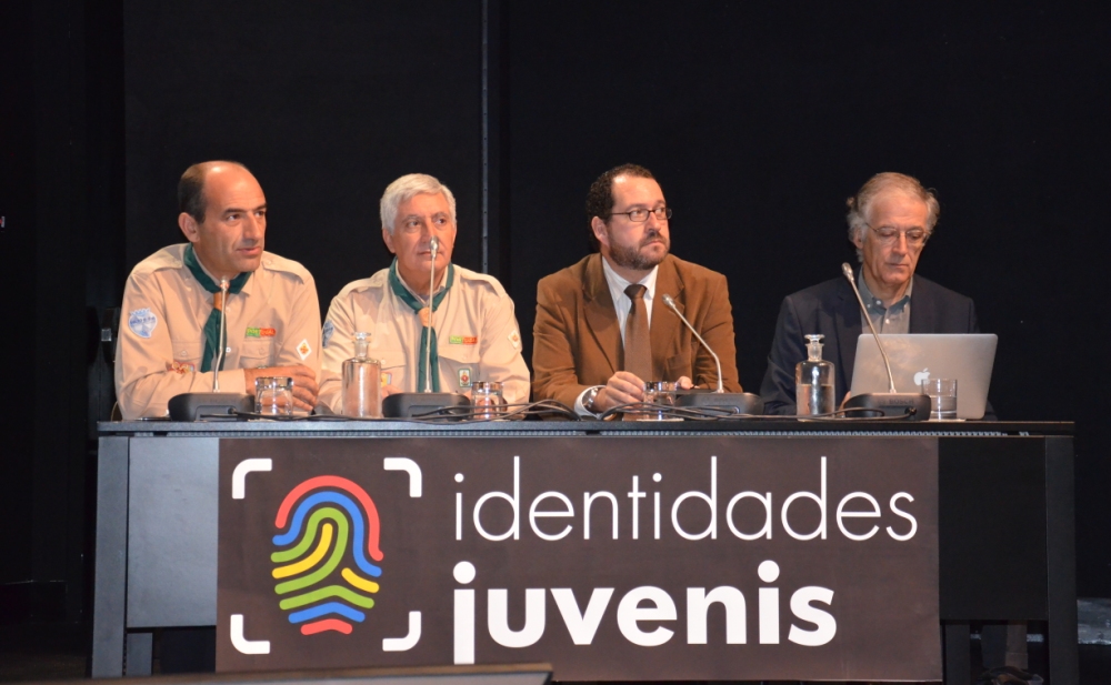 Mesa de abertura do Seminário Identidades Juvenis.