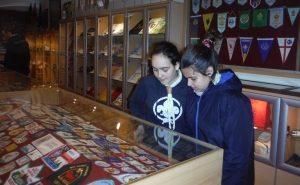 Lobitas durante uma visita ao Museu.